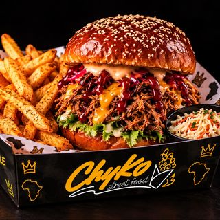 Nigerian Pulled Pork Burger