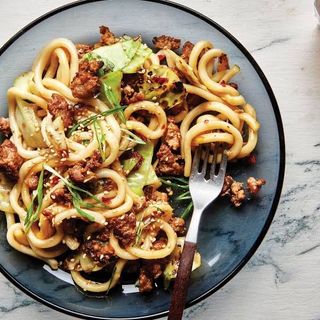 Udon smazony wołowina