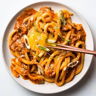Udon smazony wieprzowina