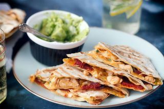 Quesadilla z kawałkami kurczaka 420g