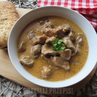 Bitka z karkówki z ziemniakami