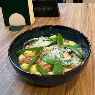 Gnocchi z szarpaną wieprzowiną