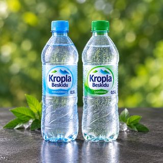 Woda gazowana 0,5l
