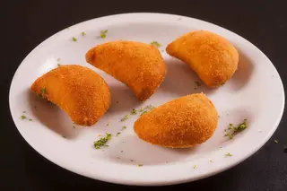 Miniaturas Rissóis