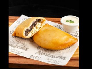 Empanada Dominó
