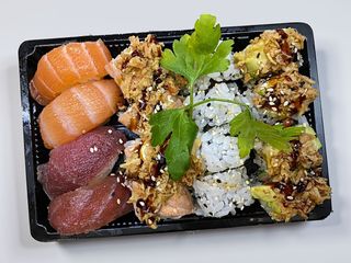 64 - Sushi Combinado