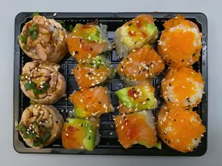 81. Sushi Combinado