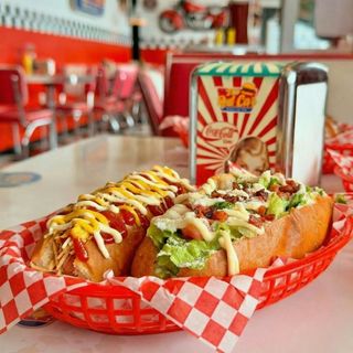 Box HotDog (2 Cachorros quentes)