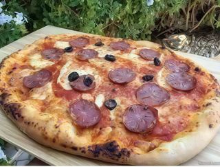 Pizza Napolitana (Grande)
