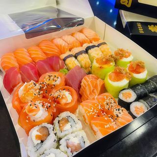 Sushi box s33( 46 unidades)