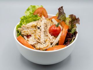Salada de Frango Grelhado