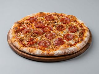 Pizza Pepperoni Média