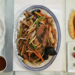 76 Chop-Suey de Pato