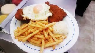 Panado de Frango Com arroz, batata e OVO