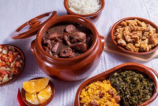 Feijoada a Brasileira para 2 a 3 pessoas 