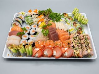 T99 caixa grande com sashimi [72pcs]