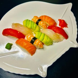 Nigiri variados 8 peças