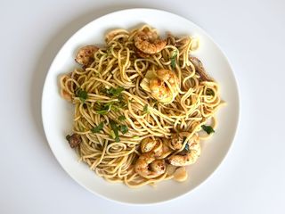 Spaghetti nero com gambas