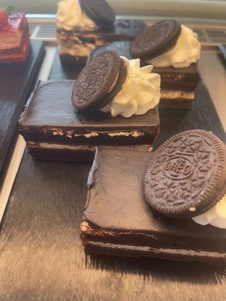 Fatia de Bolo Chocolate Oreo