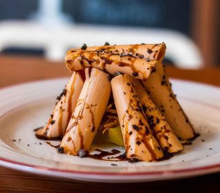 Lâminas de Foie Sobre Maçãs Caramelizadas