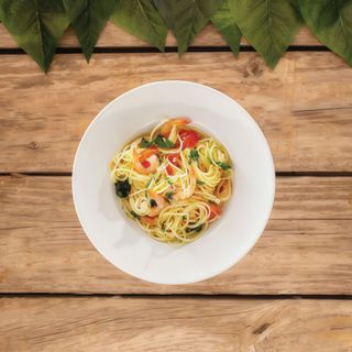 Noodles de Ovo com Gambas