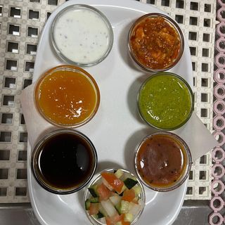 2. Chutney Tray