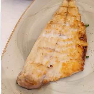 Lombo de Robalo em Cama de Espargos do Mar