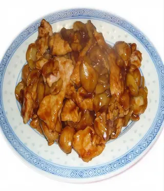 114 - Carne de Porco com Castanhas