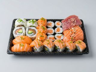 45 - Sushi misto + Sashimi (26 peças)