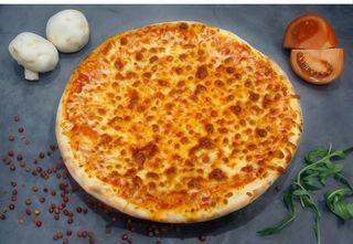 Pizza Margherita Familiar & Pão de alho