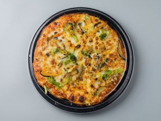 128. Pizza Vegetariana Max