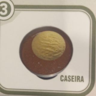 3. Mousse com Bola de Gelado