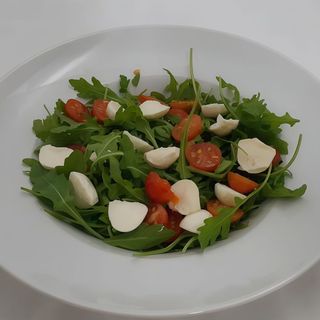 Salada Mista com Rucola e Mozzarella