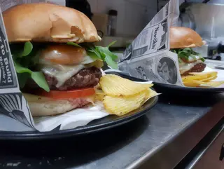 Hambúrguer Americano 180g