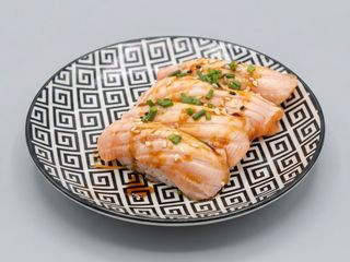 Nigiri Salmão Braseado