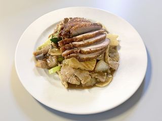 64. Pato com Oito Delícias