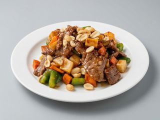 87. Carne de Vaca Picante com Amendoins