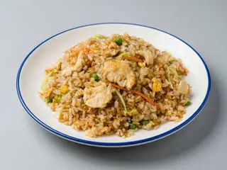 24.Arroz Chau Chau com Frango