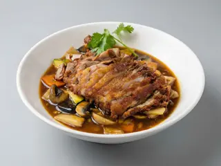80 Chop Suey de Pato