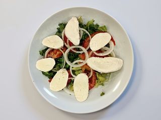 79. Salada qualtro fromaggi