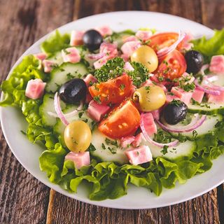 Salada Capricciosa