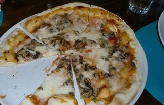 Pizza de Sardinha