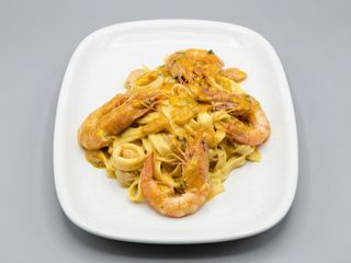 77 Tagliatelle Camarão e Lula 