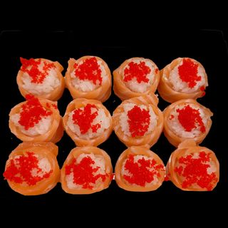 A35-Gunkan salmão com masago.