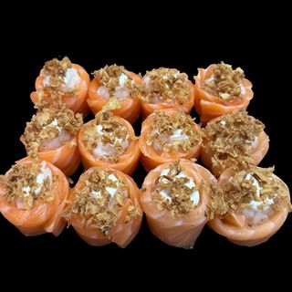 A43-Gunkan salmão com cebora frito