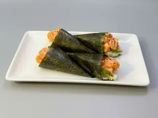 A 24 - Temaki - Caixa com 4 Peças