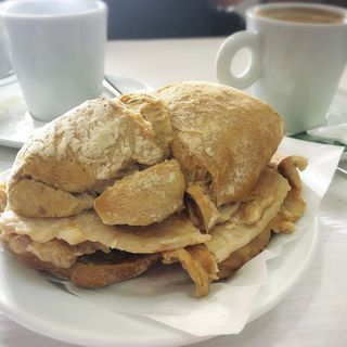 Sandes Aquela