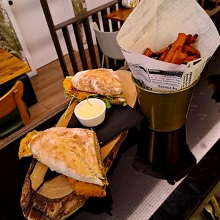 Prego em Pão de Vitela