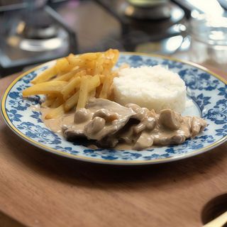 Bifinhos com Champignons