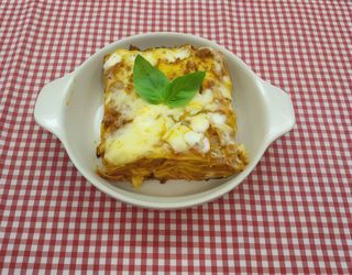 Lasagna Caseira Bolognese